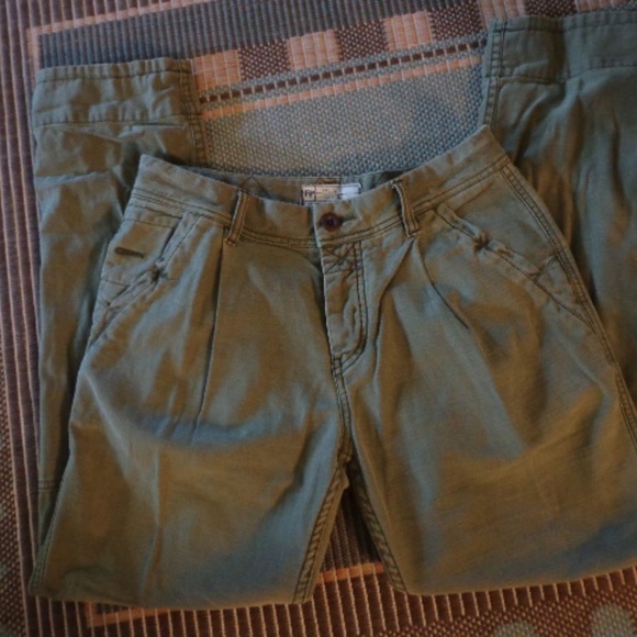 NWOT FREE PEOPLE Utility Boyfriend Pant 28 Button - Picture 4 of 8